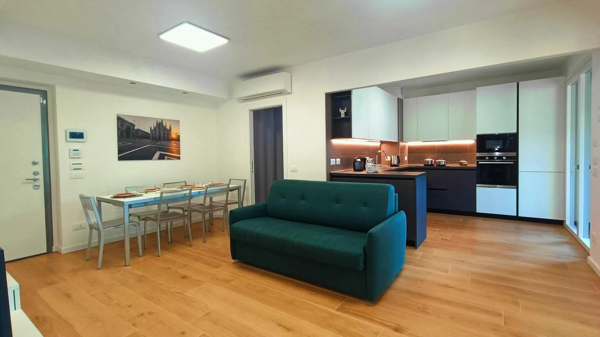 Yr Apartments Milan - Bicocca 0*,  Ιταλία